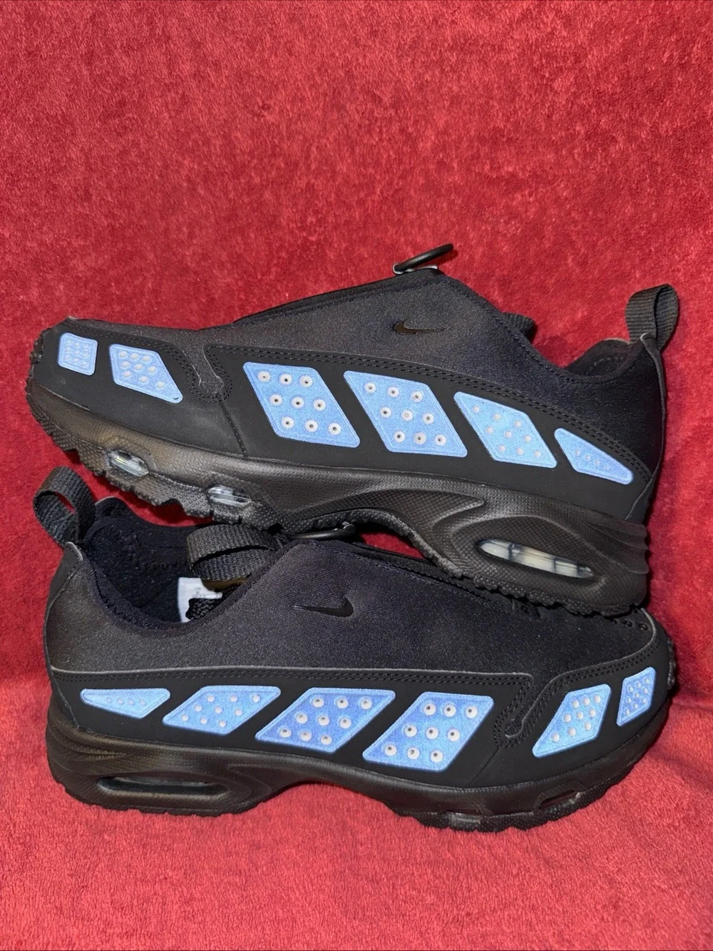 Nike Women’s Air Sunder Max “Black Silver”